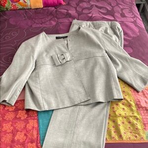 Elegant Gray Women's Suit Set